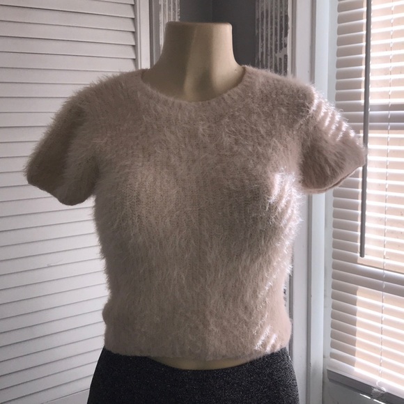 Zara Sweaters - Zara Fuzzy Cropped Sweater